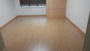 gallery008